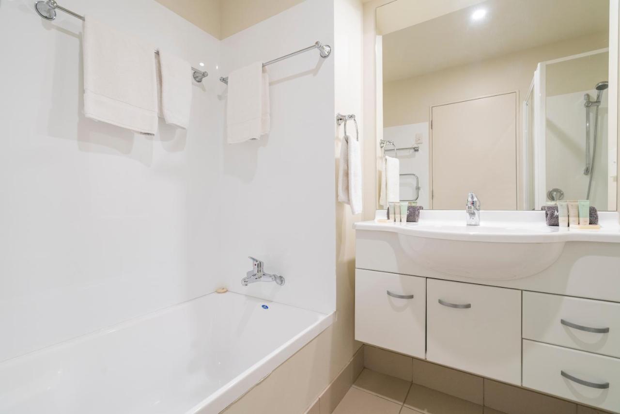 Ocean Serenity Apartments Whitianga Kültér fotó