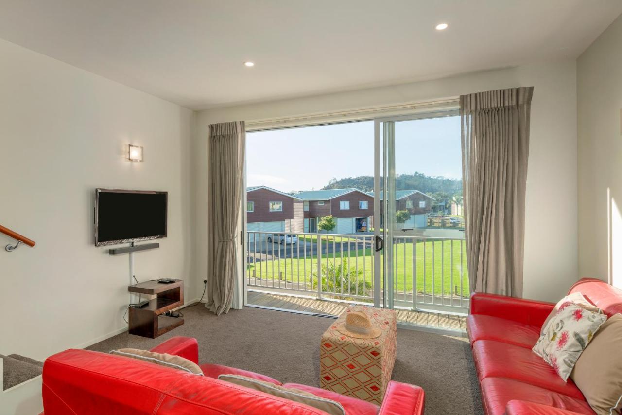 Ocean Serenity Apartments Whitianga Kültér fotó