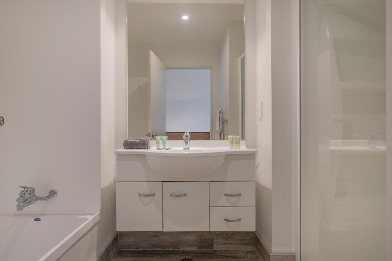 Ocean Serenity Apartments Whitianga Kültér fotó